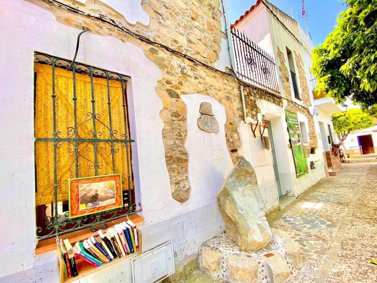 Casa de Férias Casita Rural Sierra De Sevilla, Combina Maravilla *